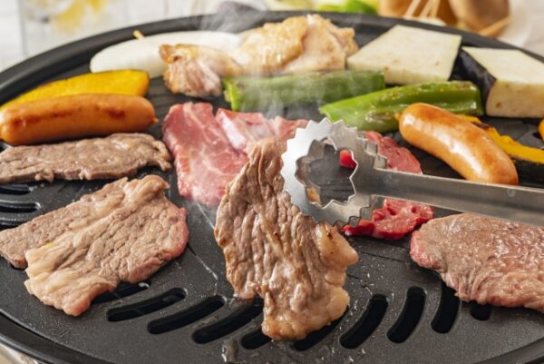 家で焼肉をした臭いは温度で抑えらる!?美味しくお肉を焼く方法も紹介!